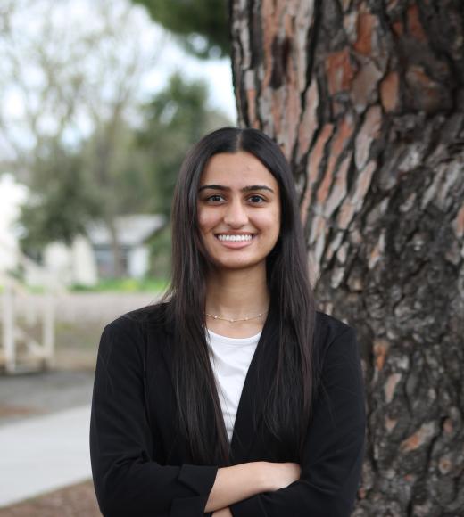 dua-hassan-pre-health-conference-at-uc-davis